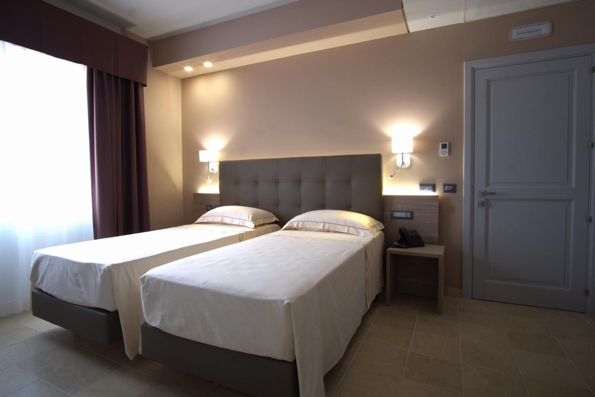 Netum Hotel 노토 외부 사진