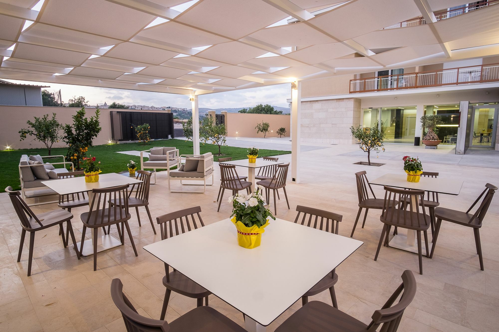 Netum Hotel 노토 외부 사진