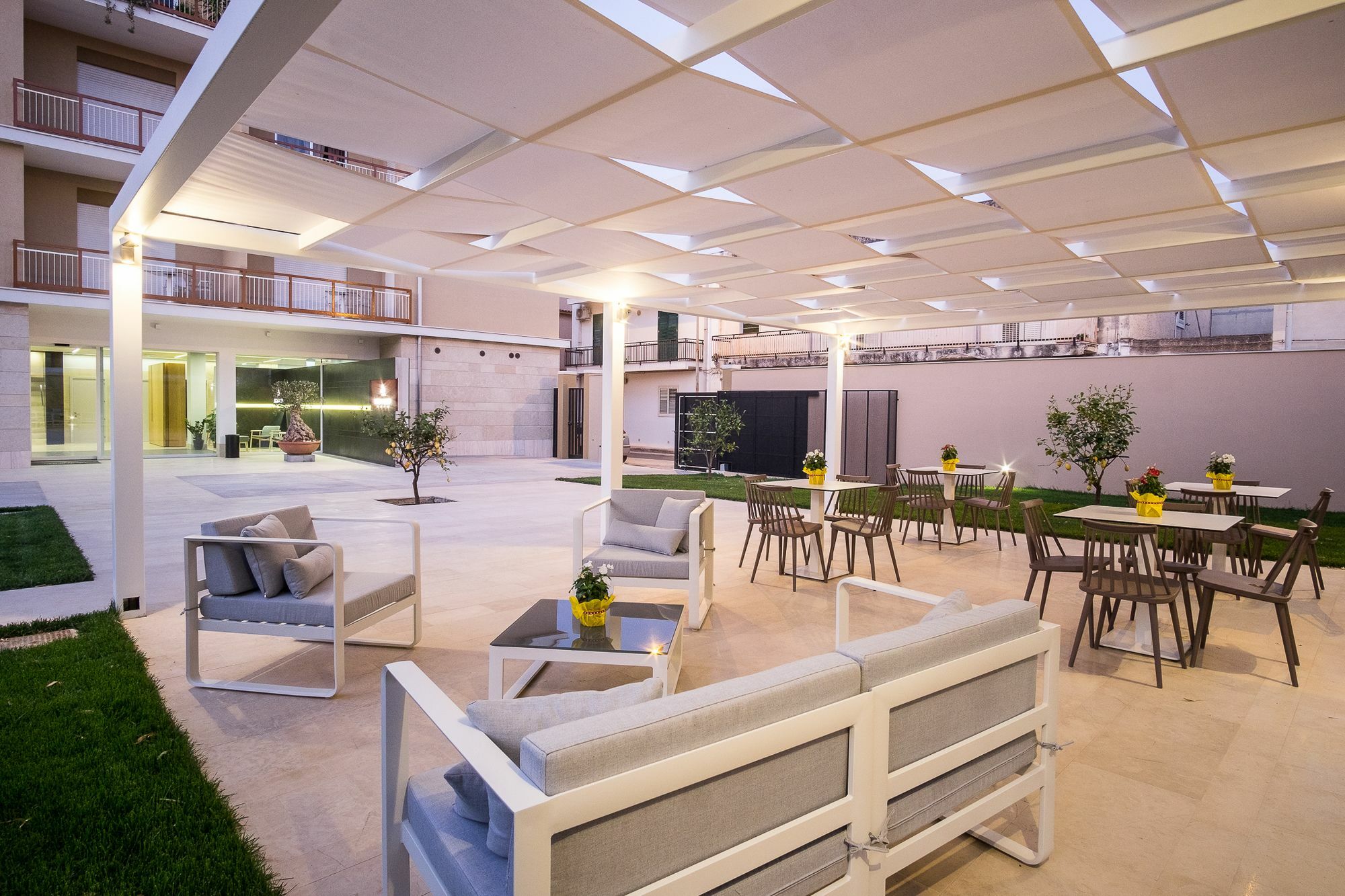 Netum Hotel 노토 외부 사진